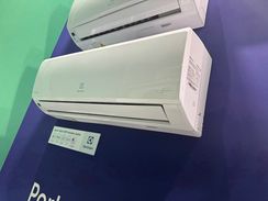 Настенная сплит-система Electrolux EACS/I-18HP/N8_23Y_in + EACS/I-18HP/N8_23Y_out, белый