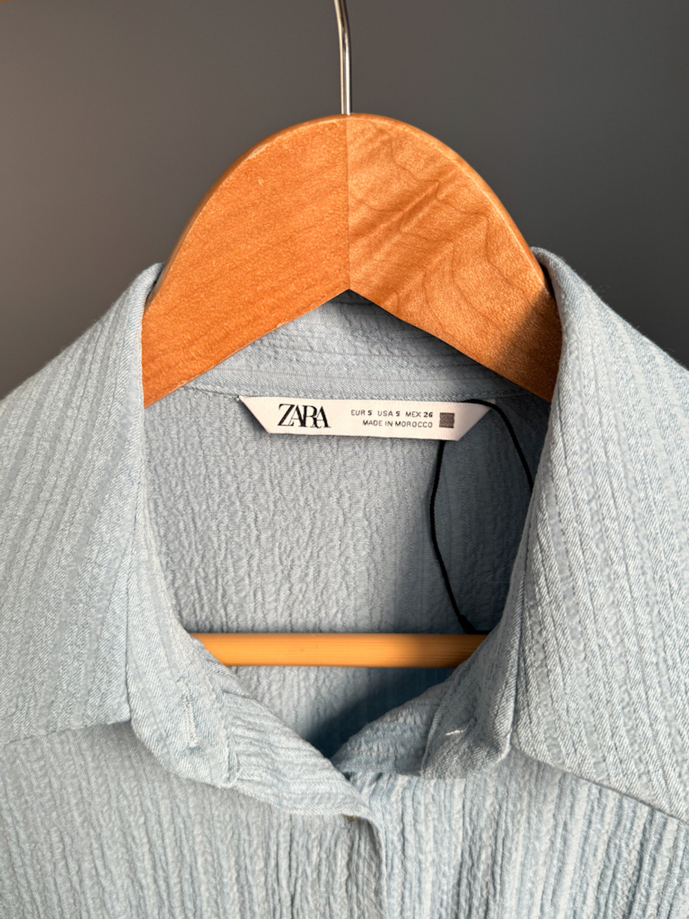 Новое платье с вискозой Zara, S