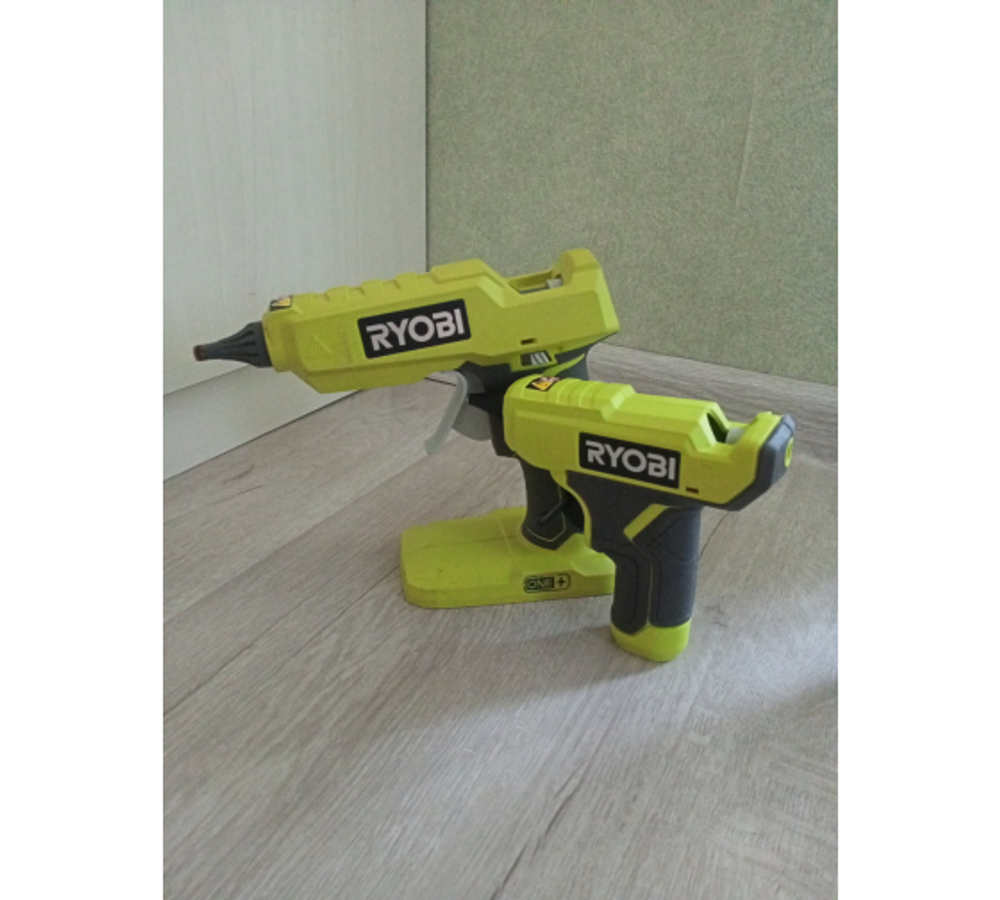 Клеевой пистолет Ryobi 18В RGLM18-0 5133005001