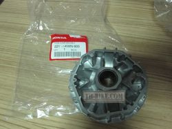 22110-KWN-900. FACE COMP., MOVABLE DRIVE. Honda PCX125 2010
