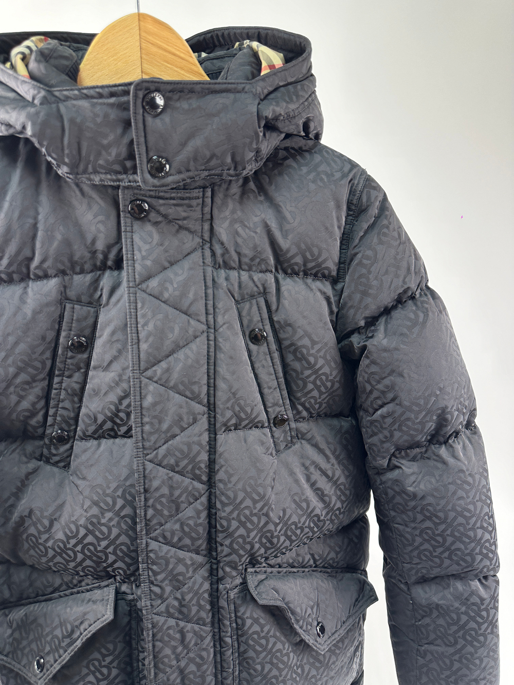 Пуховик Burberry