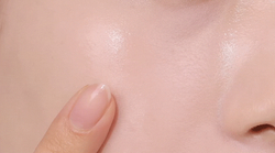 Лёгкий увлажняющий кушон Rom&nd Bare Water Cushion SPF38 PA+++ #04 Beige 23, 20г