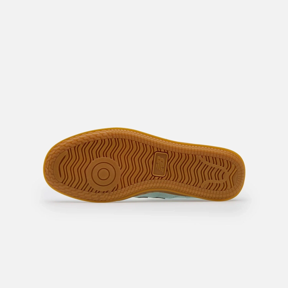Кроссовки New Balance T500