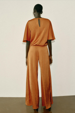 СТРУЯЩИЕСЯ ШИРОКИЕ БРЮКИ С ОБОРКАМИ — ZARA