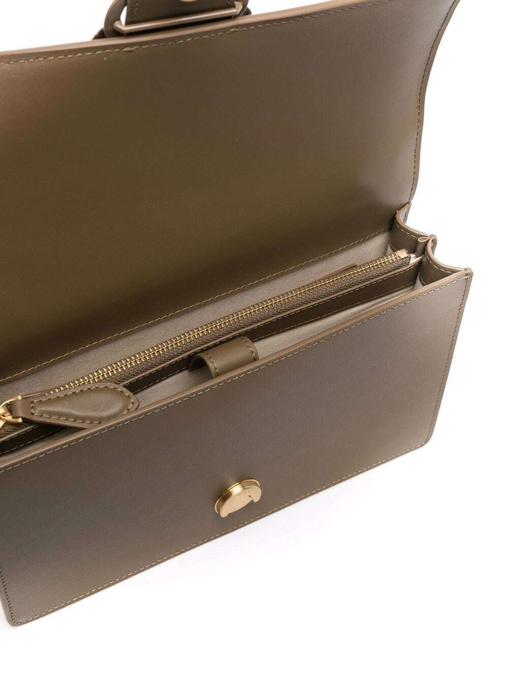 CLASSIC LOVE BAG ICON MAXI CHAIN – ashen walnut