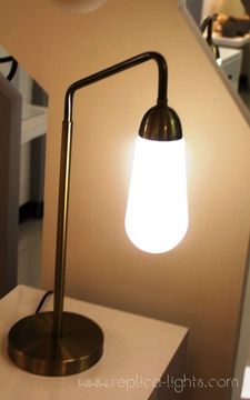 Apparatus Lariat Table lamp