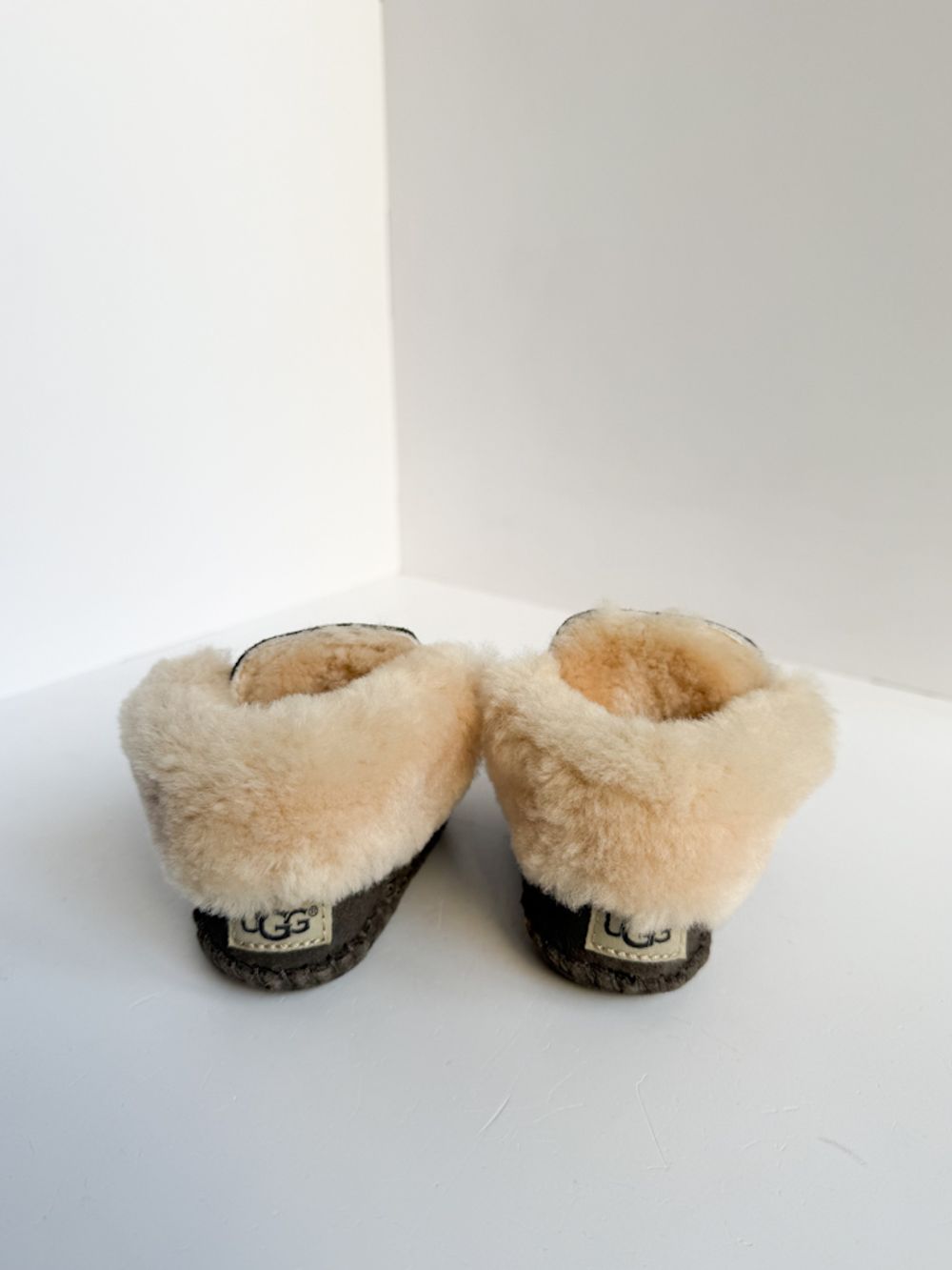 Меховые пинетки Ugg, 16