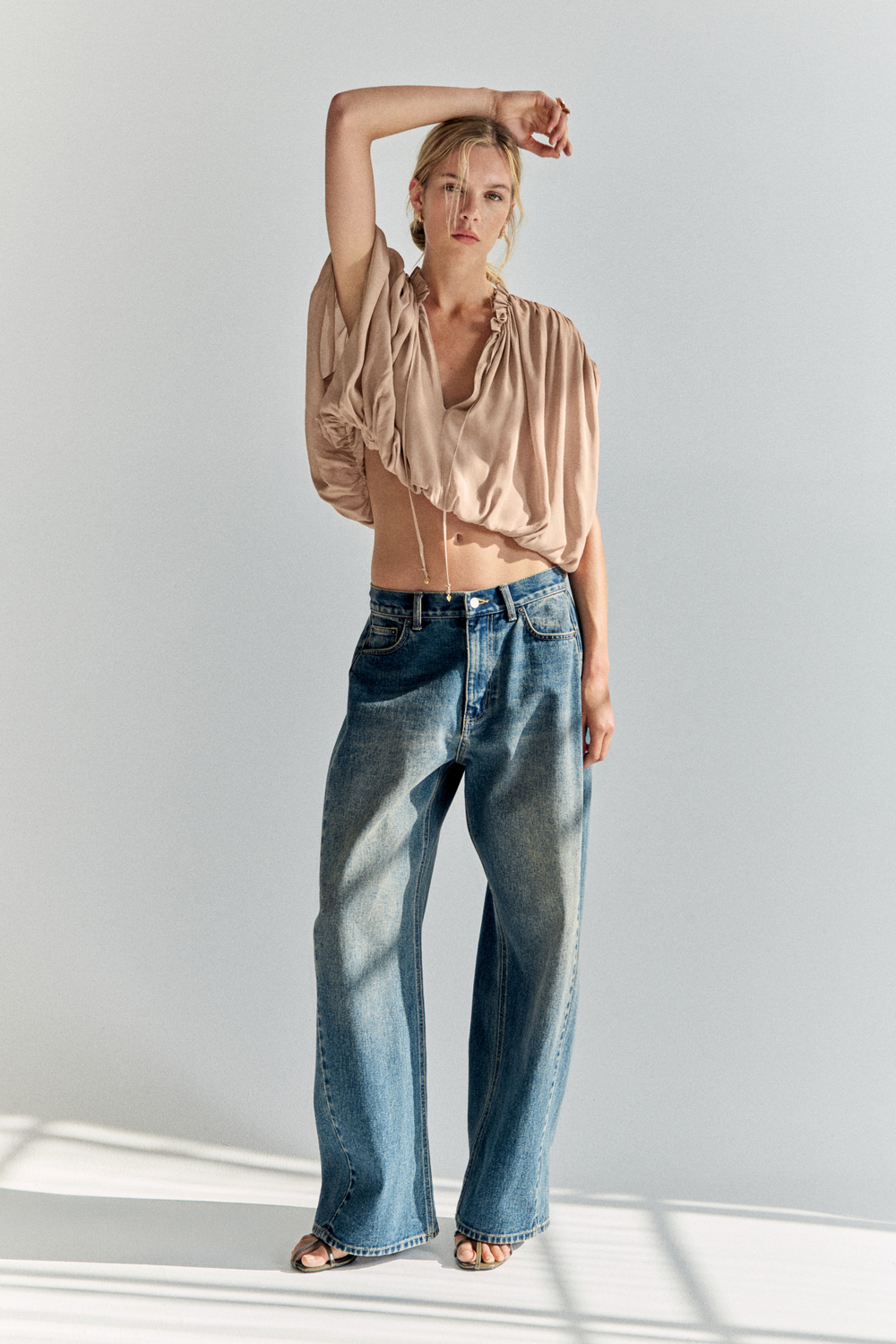 Блузка оверсайз с эффектом баллона по низу - H&M