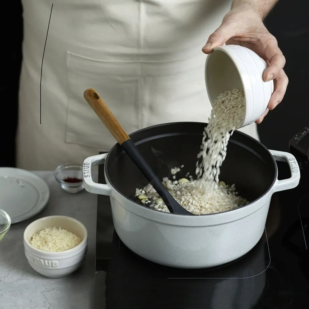 STAUB Чугунная кастрюля Cocotte 22 см 2,6 л Цветущая вишня EAN 3272340055720