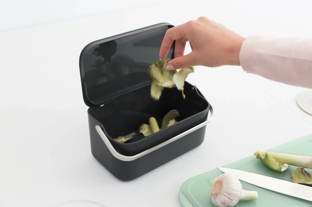 Brabantia Контейнер для мусора Sort & Go 1,8л, серый 117541