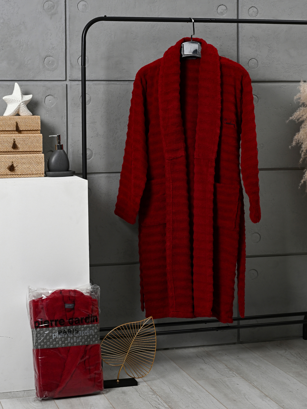 BOR00138 PIERRE CARDIN HOME Халат мужской L/XL малиновый ПВХ