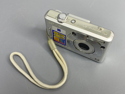 Sony Cyber-shot DSC-W30