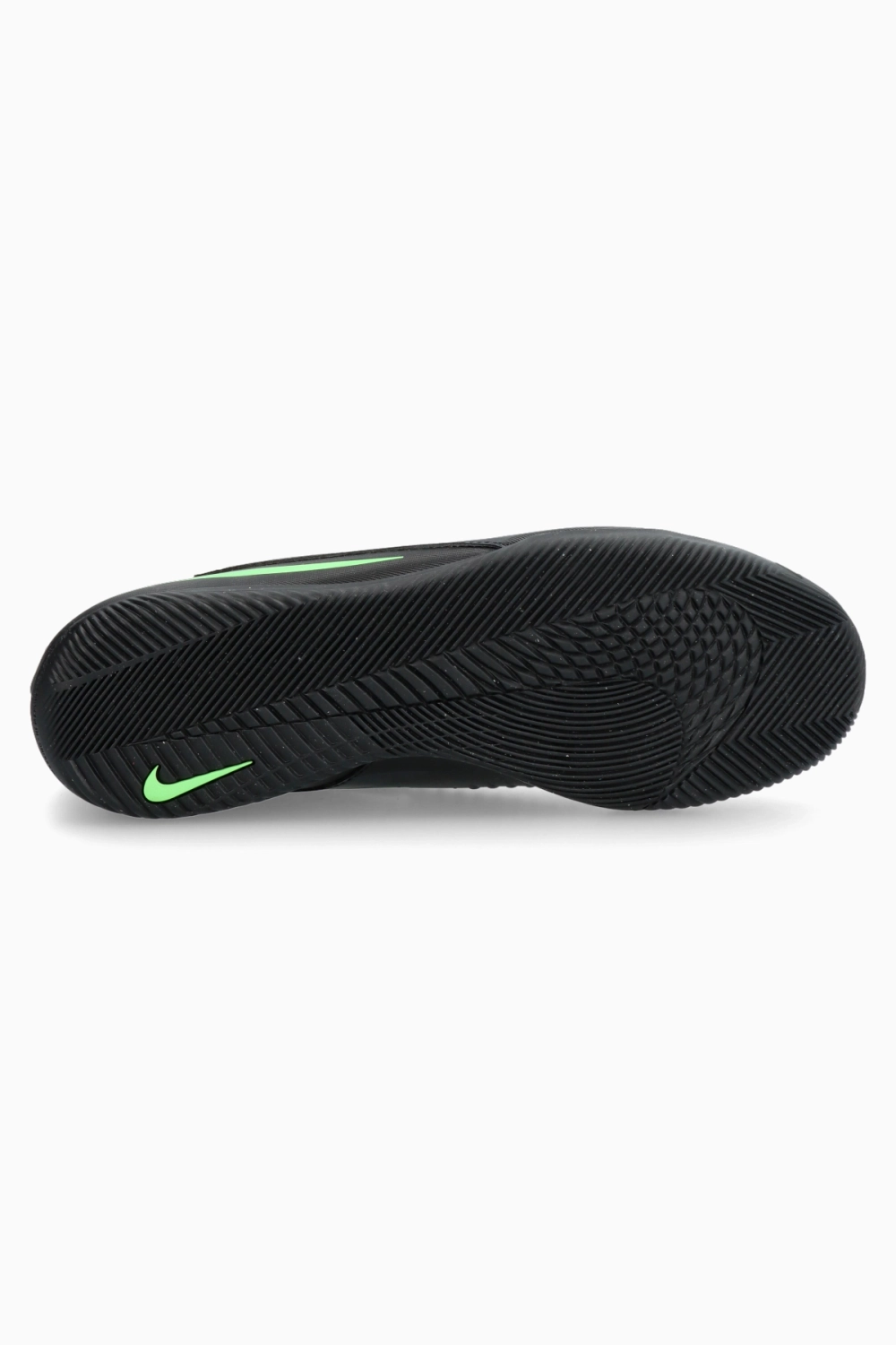 Футзалки Nike Phantom 6 Low Club IC - черный