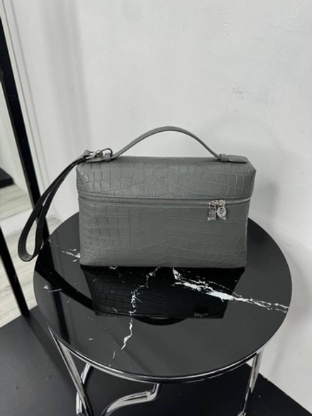 Клатч Loro Piana Extra Pouch L29 из кожи крокодила