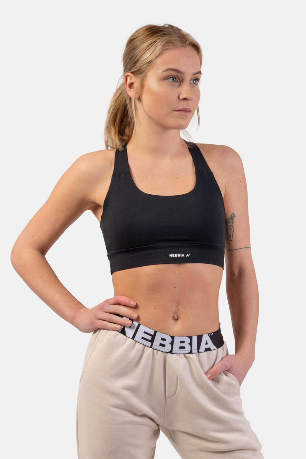 Топ ACTIVE SPORTS BRA WITH MEDIUM IMPACT 413 Черный