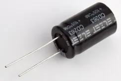 Конденсатор электролитический 4700мкФ 16в 105°С CD263 / 16х26 / Elzet