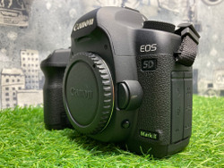 Canon EOS 5D Mark II (9.500 кадров)