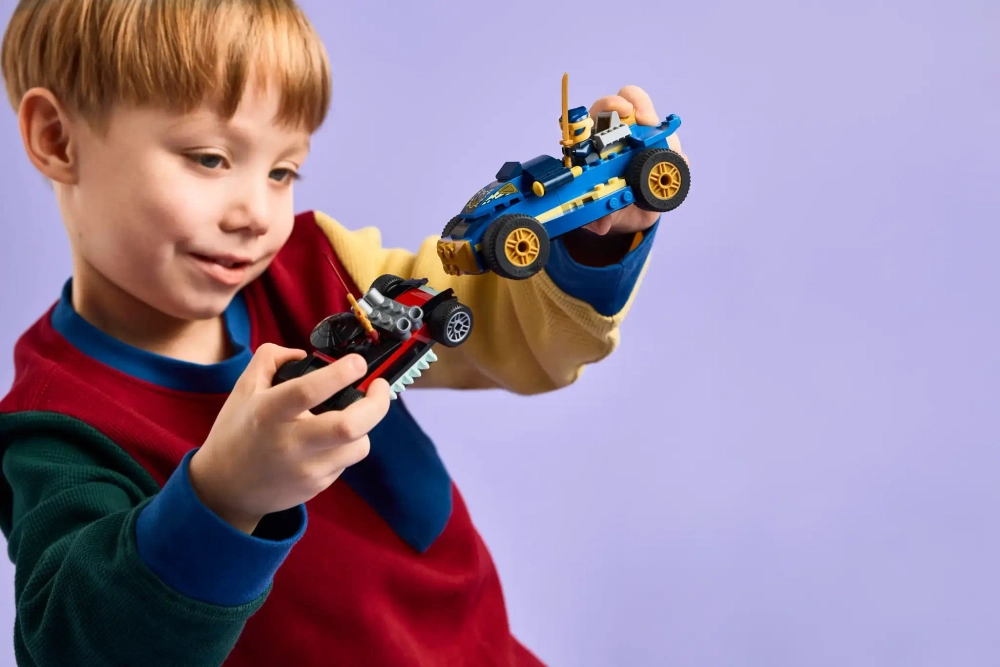 Конструктор LEGO Ninjago 71840 Дуэль гоночных автомобилей Rogue и Drix