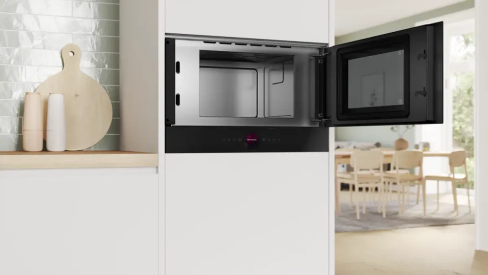 Встраиваемая микроволновая печь Bosch BFR9221B1