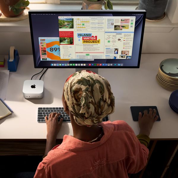 Настольный компьютер Apple Mac mini 2026 MHQL4LL/A (M6 12-Core CPU, GPU 12-Core, 16 ГБ, 512 ГБ), серебристый