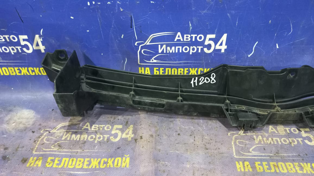 Решетка радиатора TOYOTA VOXY 2007-2010