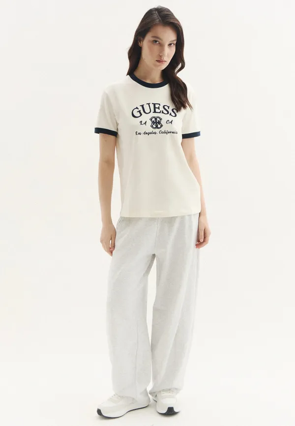Футболка женская GUESS