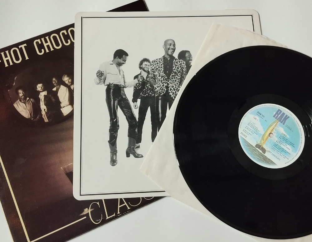 Винтажная виниловая пластинка LP Hot Chocolate Class (UK 1980)
