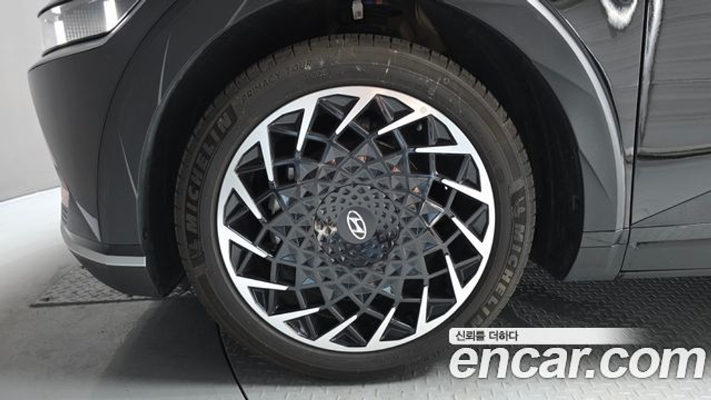Hyundai Ioniq5 Long Range AWD — 2023
