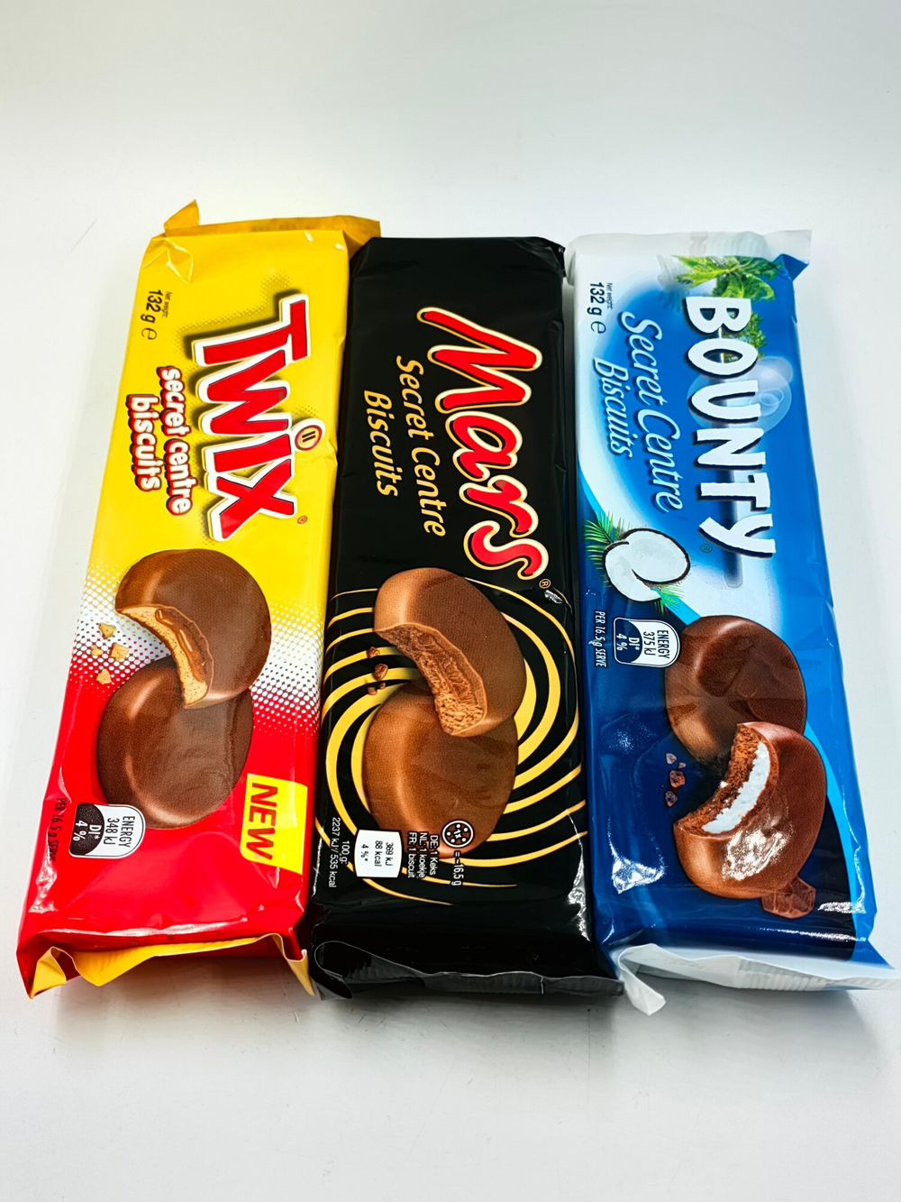Набор печенья Mars, Bounty, Twix secret centre biscuits. 132 г х3 шт   396 г (Великобритания)