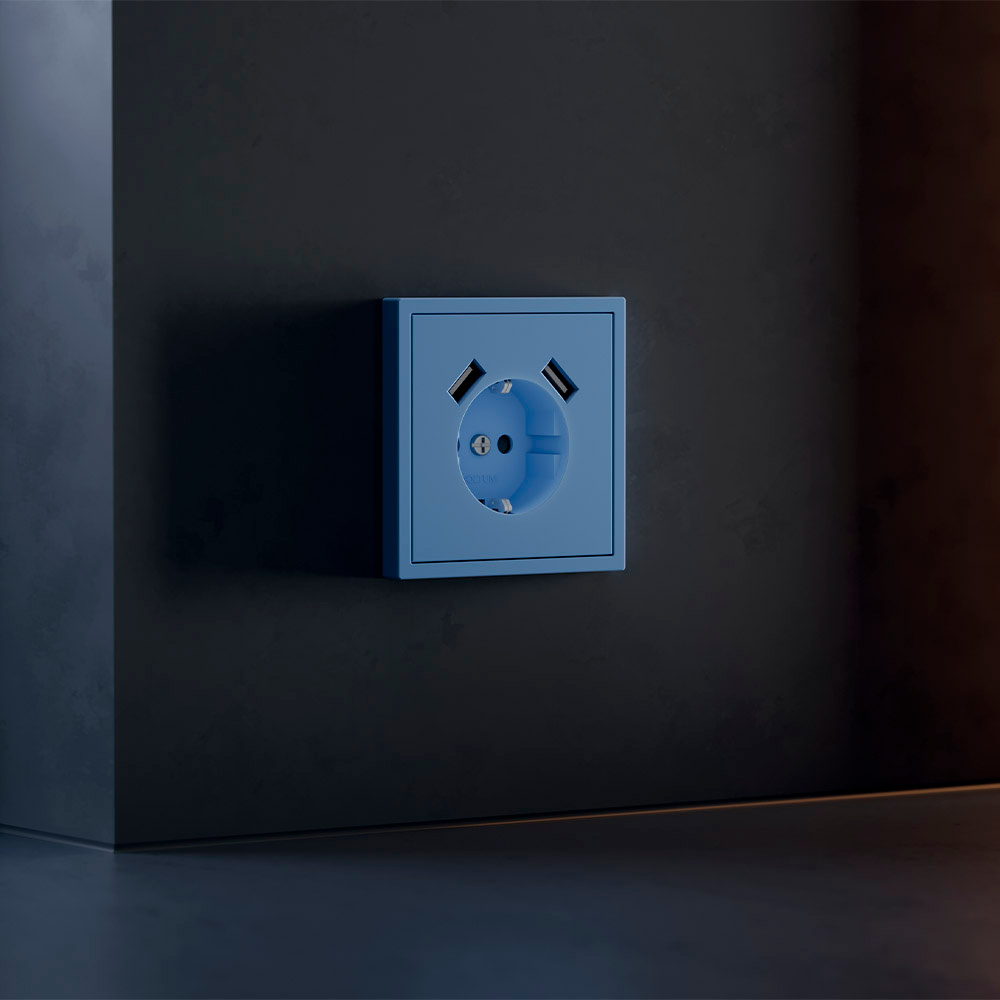 Накладка для розетки с заземлением и защитными шторками, с USB A+A, S70 (деним)