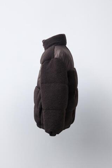 ZARA СТЕГАНАЯ КУРТКА ИЗ ИСКУССТВЕННОЙ ОВЧИНЫ, КОРИЧНЕВЫЙ