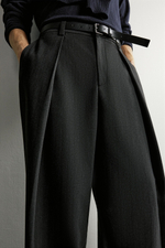 БРЮКИ RELAXED FIT СО СКЛАДКАМИ — ZARA · 6861/616