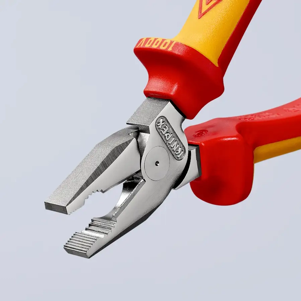 Плоскогубцы комбинированные особой мощности хромированные 225 мм Knipex 02 06 225