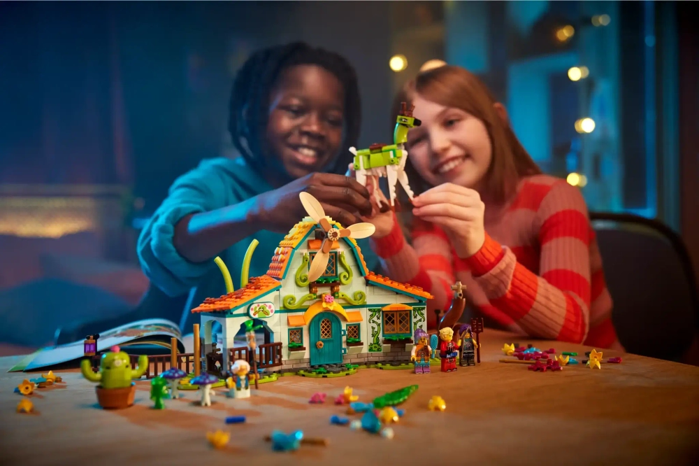 Конструктор LEGO DREAMZzz 71459 Конюшня созданий из снов