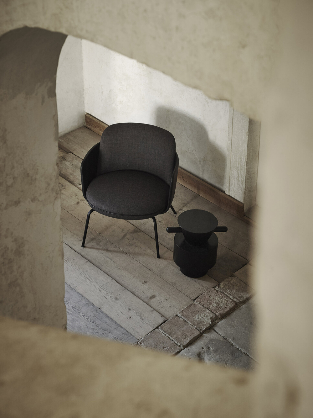 Кресло Wittmann Merwyn Lounge Chair