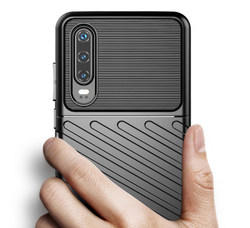 Чехол противоударный с рельефной фактурой для Huawei P30, серия Onyx (высокие защитные свойства) от Caseport