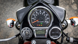 Royal Enfield Classic 350 Dark Stealth Black