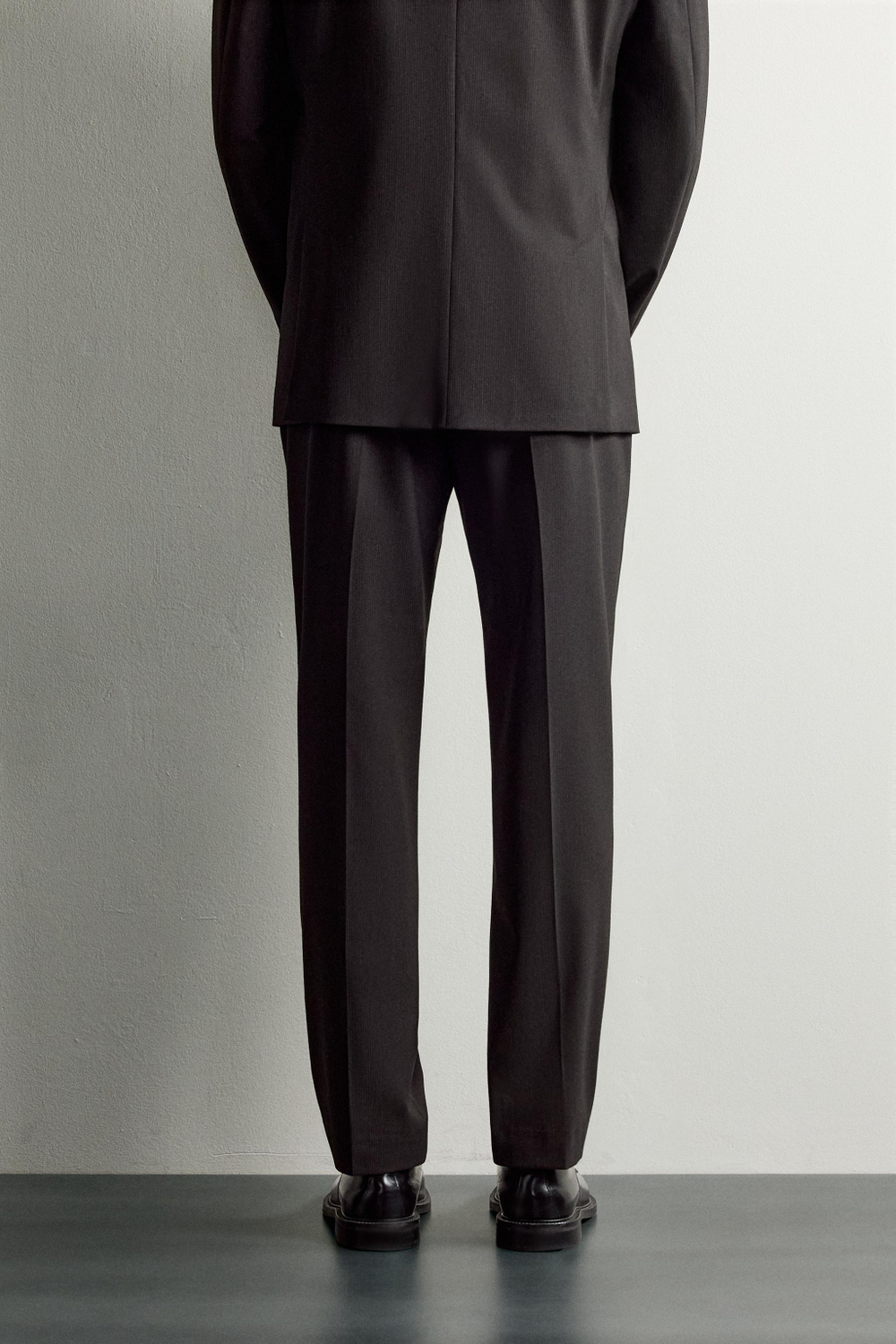 БРЮКИ В ПОЛОСКУ REGULAR FIT — ZARA