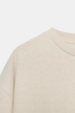 ФУТБОЛКА С КРУГЛЫМ ВЫРЕЗОМ — ZARA