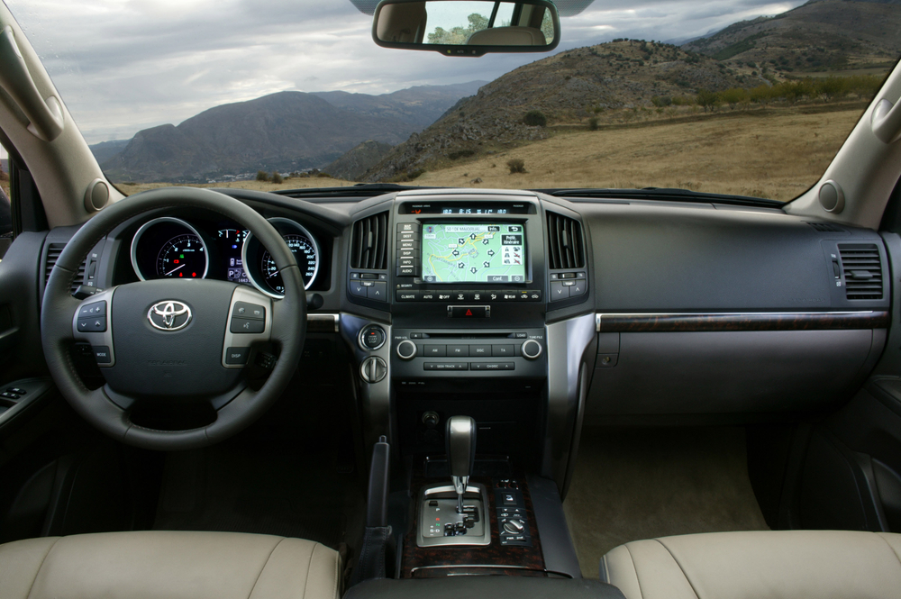 Установочный комплект для TOYOTA Land Cruiser 200 2007-2015 top  KUBERG SF-1620-3-C