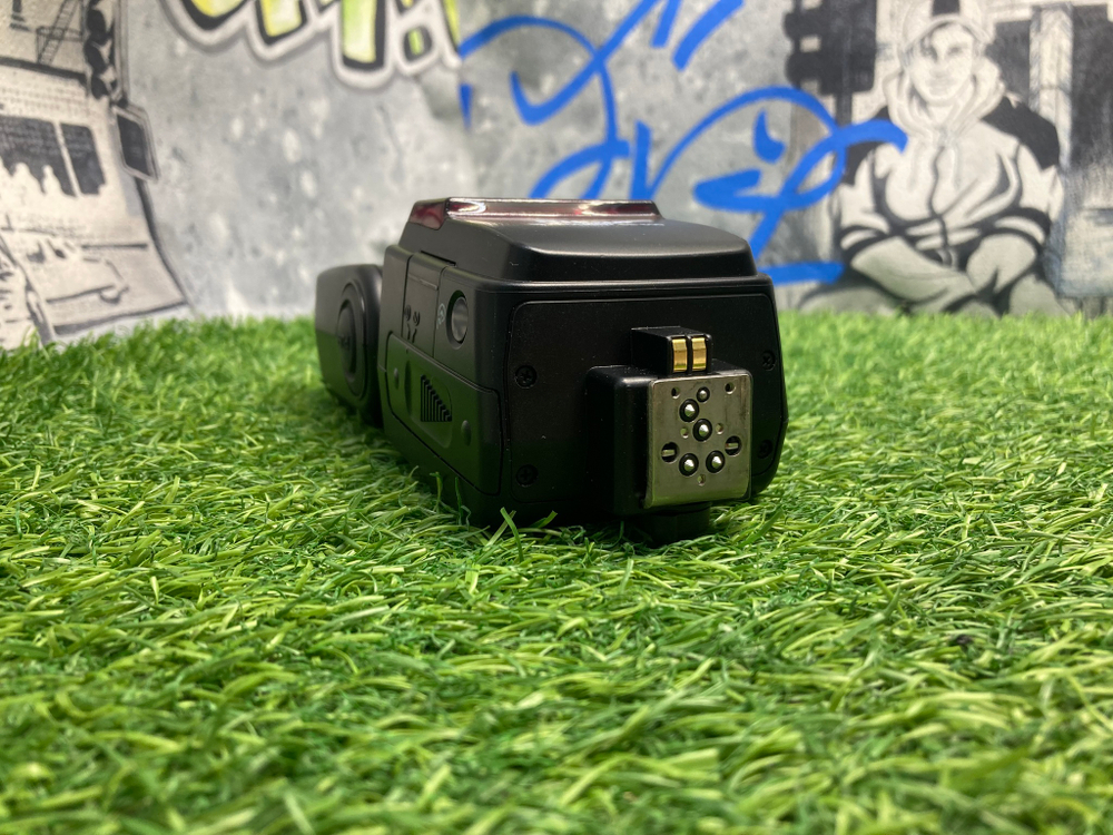 Nikon Speedlight SB-600