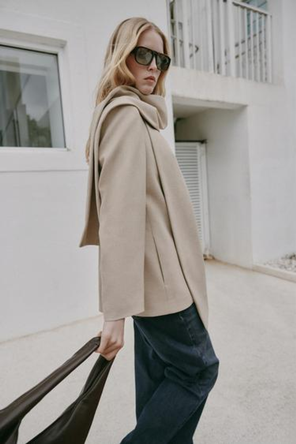 Блейзер с драпированным воротником - ZARA