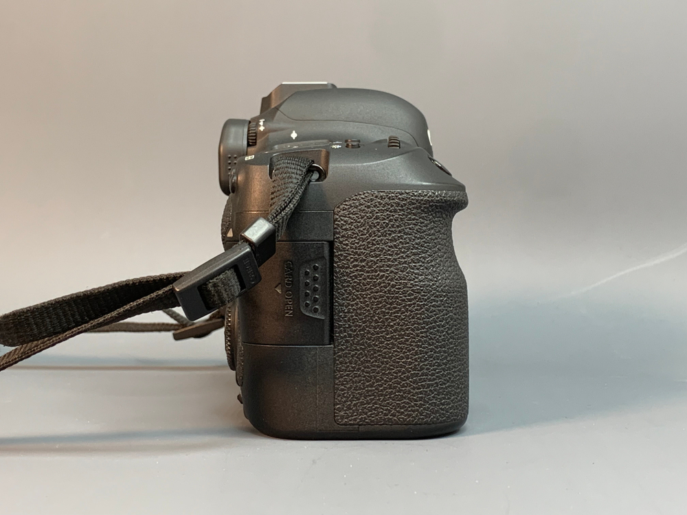 Canon EOS 6D Mark II 58.930 кадров