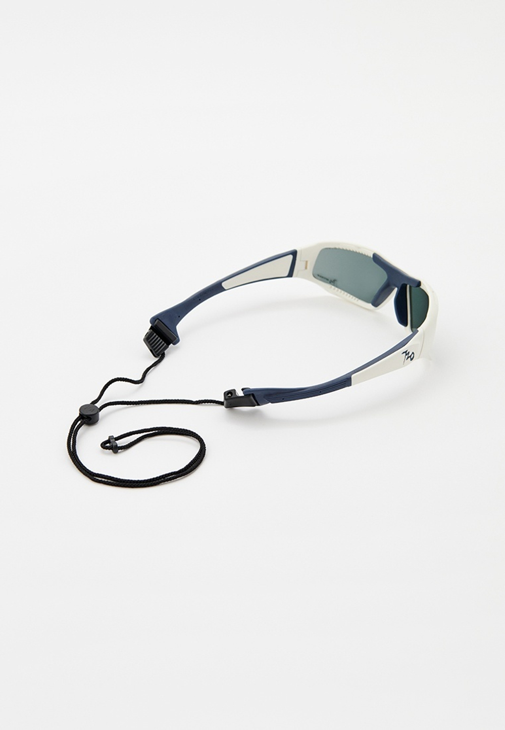 Спортивные очки 720armour Stingray / Matte White / Polarized Smoke Lens