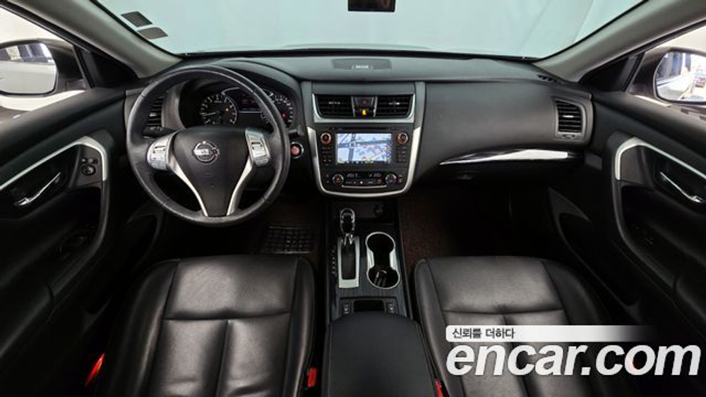 Nissan Altima 2.5 — 2017