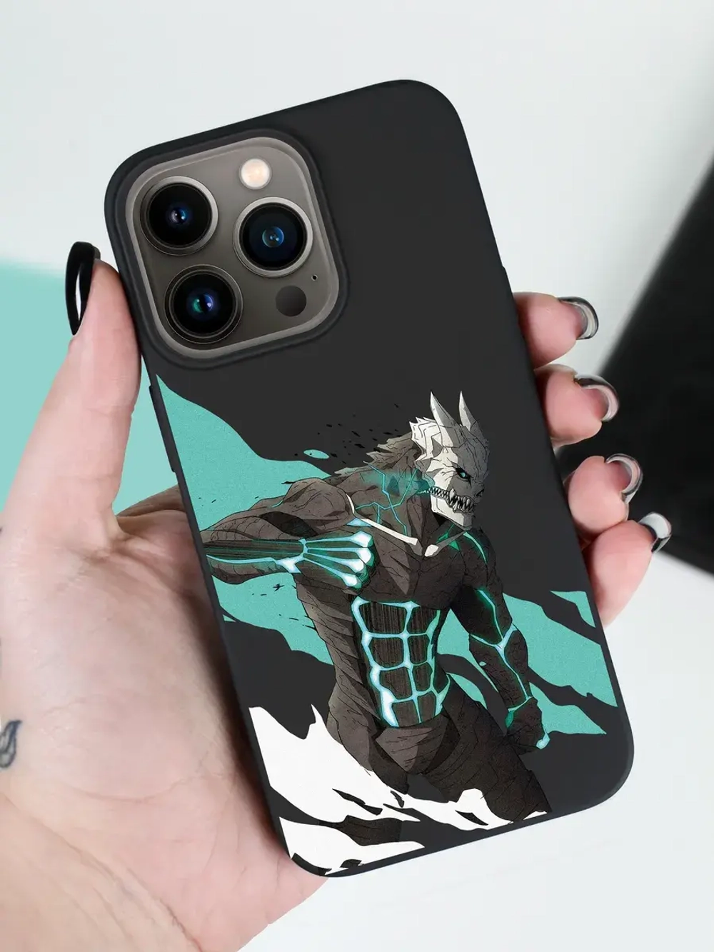 Чехол на iPhone 16 Pro