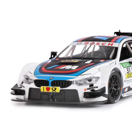 Модель 1:24, BMW M4, открываются передние двери и капот. свет, звук