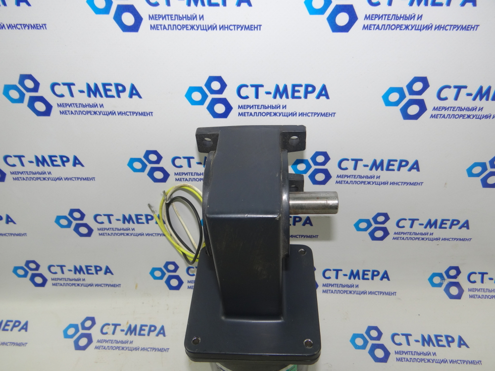 Двигатель индукционный реверсивный 5RK40A-30LA