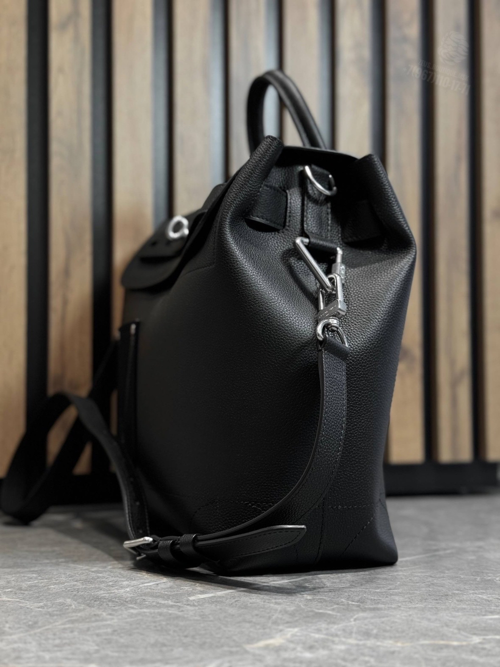 Сумка-портфель Louis Vuitton