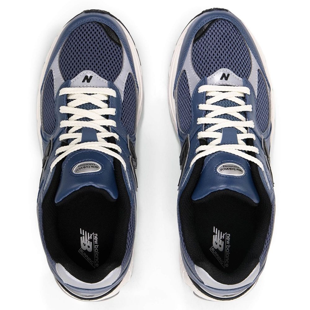 Кроссовки мужские NEW BALANCE 2002